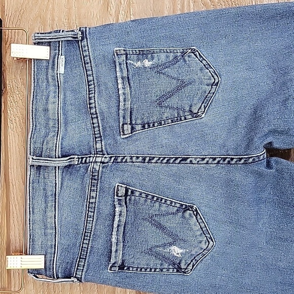MOTHER Size 25 Mid Rise Dazzler Ankle Fray Jeans in Weekend Warrior - Picture 7 of 11